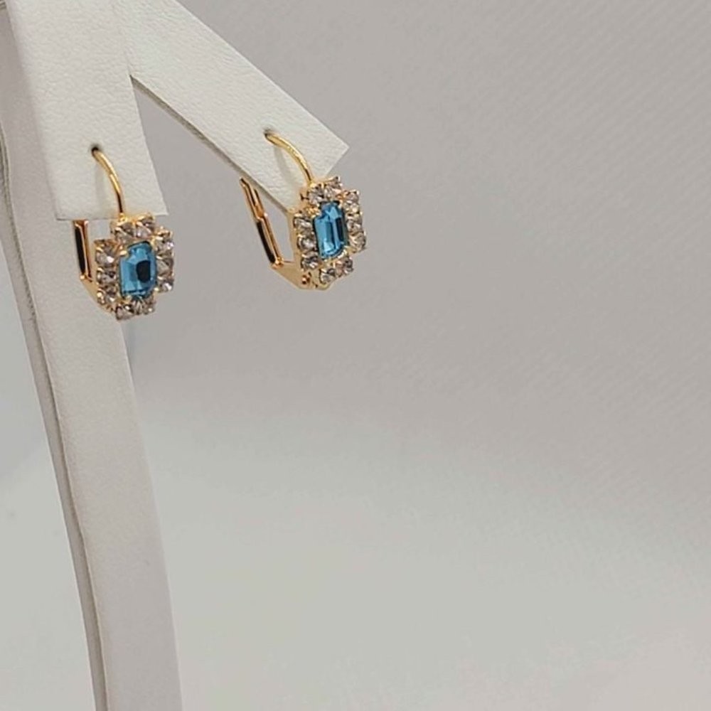 Brand New Brazilian 18k Gold Filled Baby Blue Gem Cz Stones Earrings - Picture 4 of 4